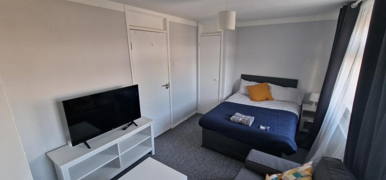 Cade Castle - Tulse Hill Apartment ลอนดอน ภายนอก รูปภาพ